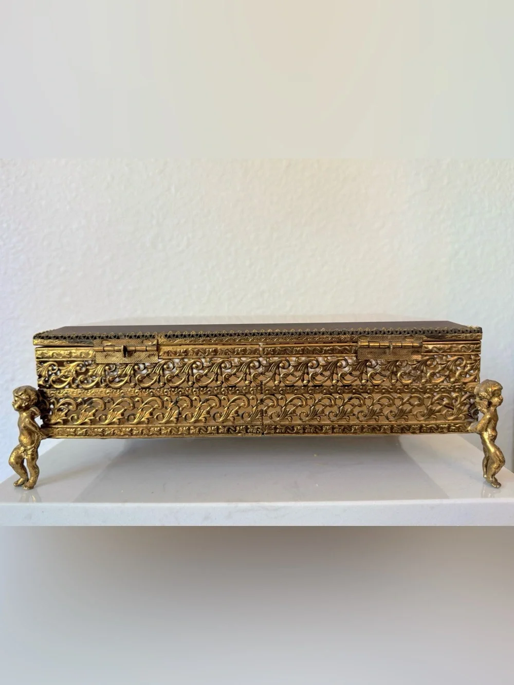 Vintage Ormolu Filigree Beveled Glass Jewelry Box with Cherub Feet - Picture 2 of 9